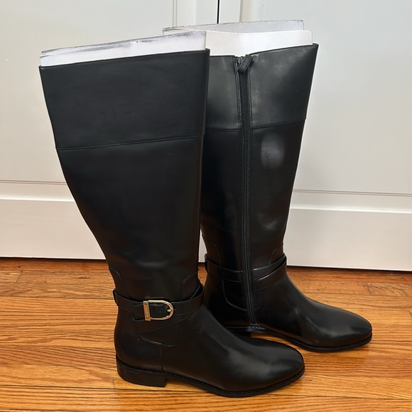 Cole Hann Catskills Boot II - Picture 2 of 3